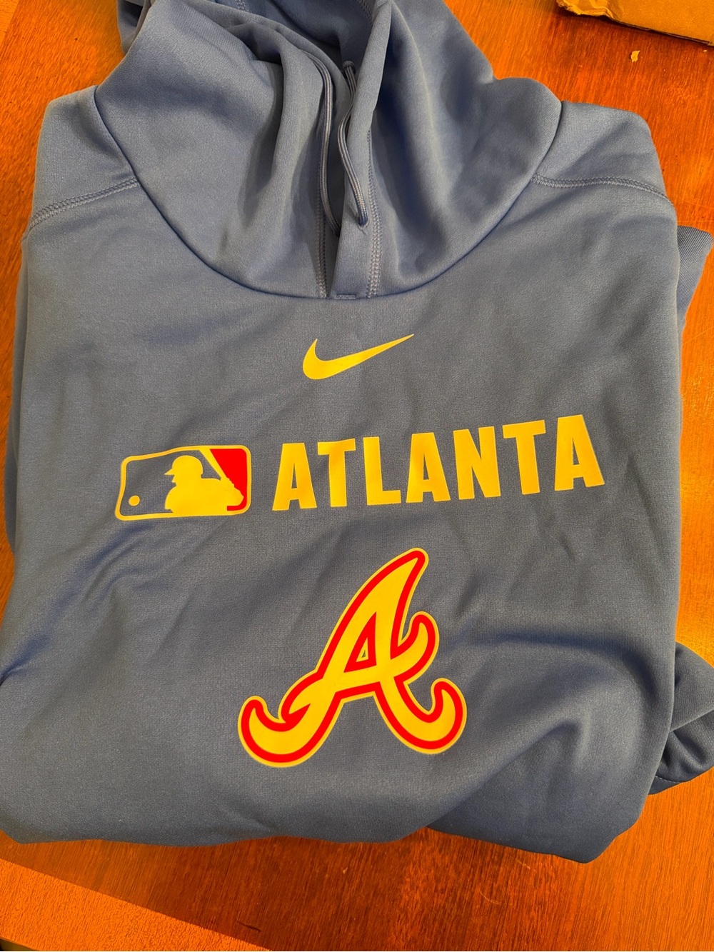 NWOT Atlanta Braves Hoodie